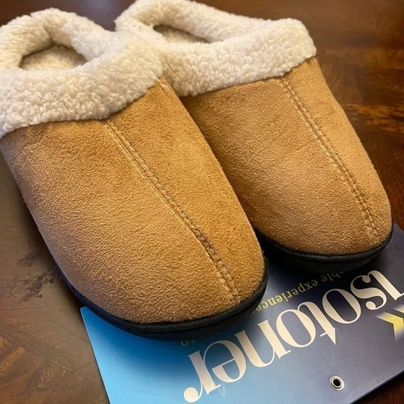 NWT Isotoner camel faux fur slippers size Large